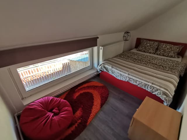 image-item